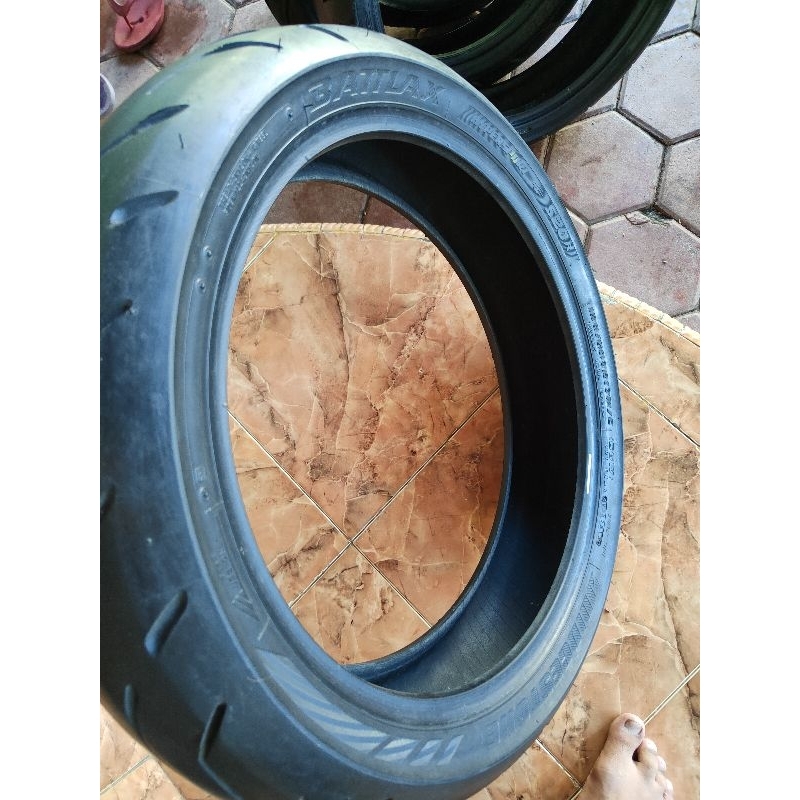 BAN BEKAS BATLAX Hypersport S20R UK 150/60-17