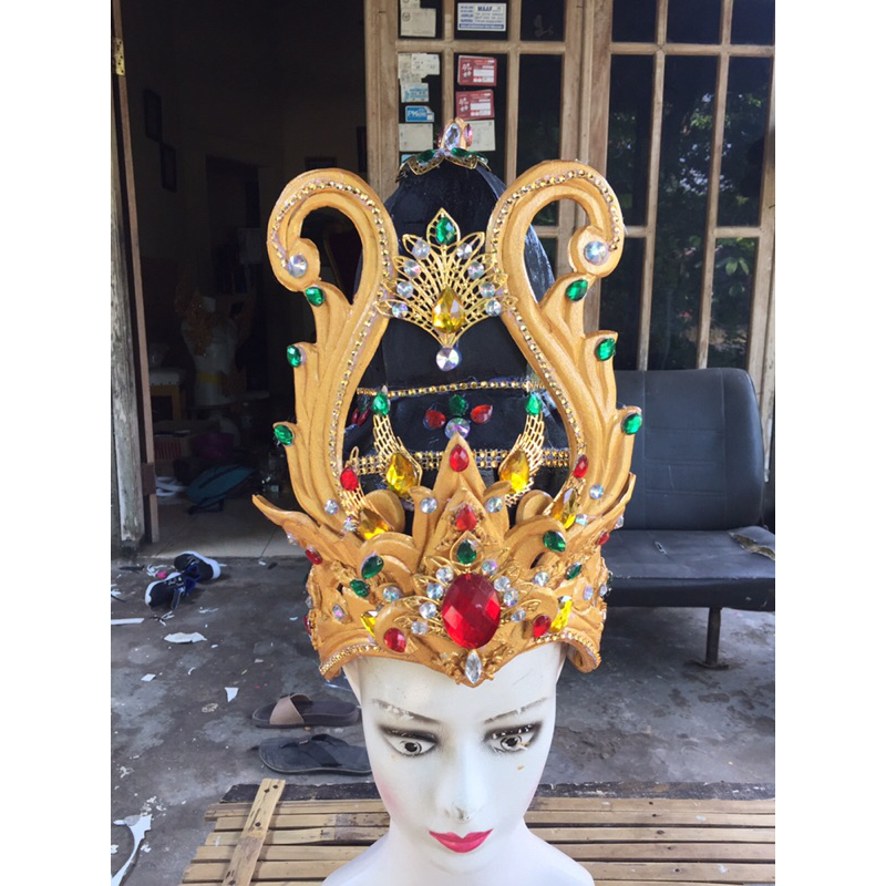 mahkota tari /mahkota karnaval