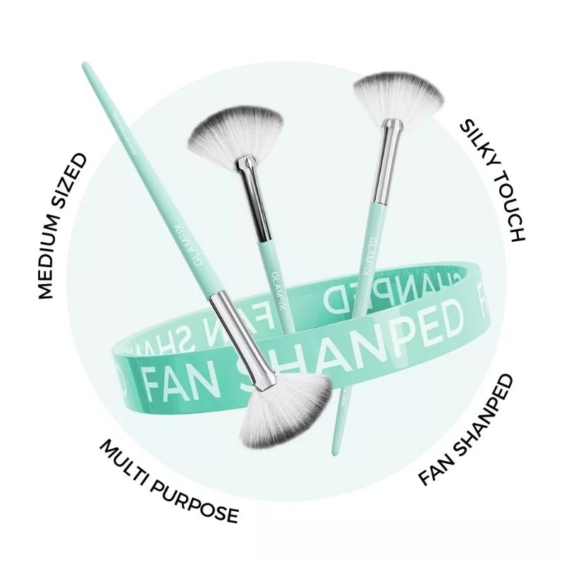 GLAMFIX Flawless Fan Brush Makeup 1Pcs