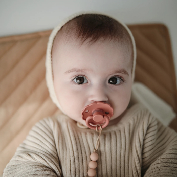 Frigg Classic Natural Rubber Latex Pacifier Daisy Soother Empeng Bayi