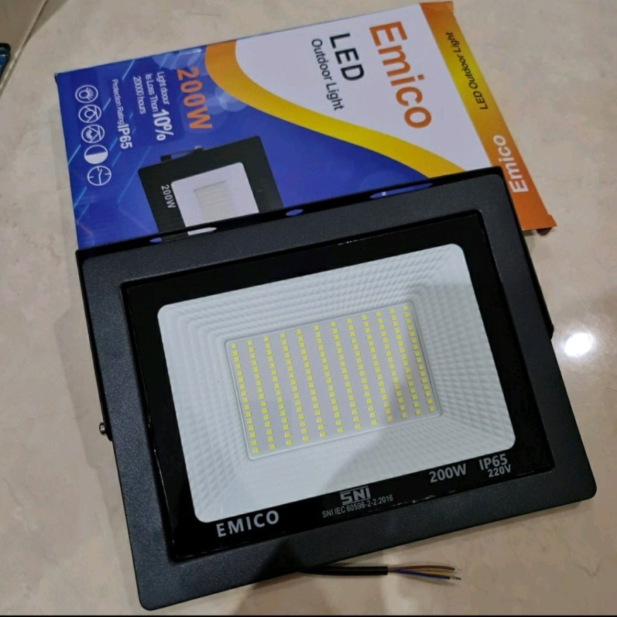 Lampu Sorot Led Emico 200W Led Flood Light 200 Watt - Warm White