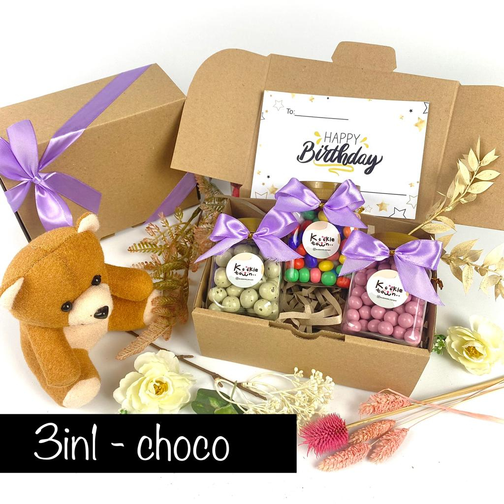 

NEW Hampers Snack / Chocolate Gift Box / Hadiah Ulang Tahun Cewek / Gift Box Snack / Coklat Viral /