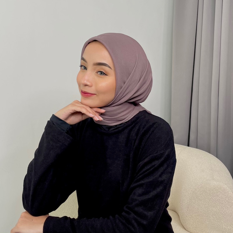 Alena Scarves (Hijab Polycotton)
