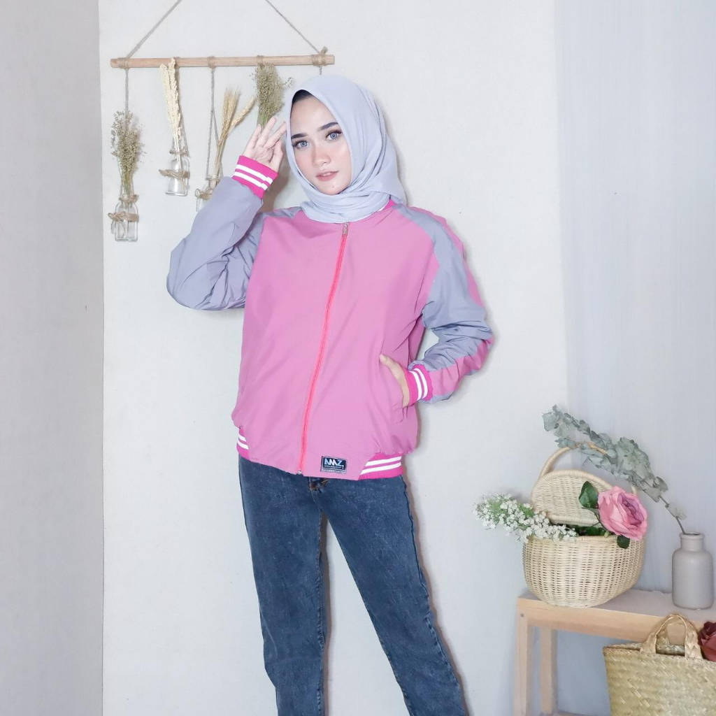 Justrue Jaket Bomber Wanita Bolak Balik JKJ Ping