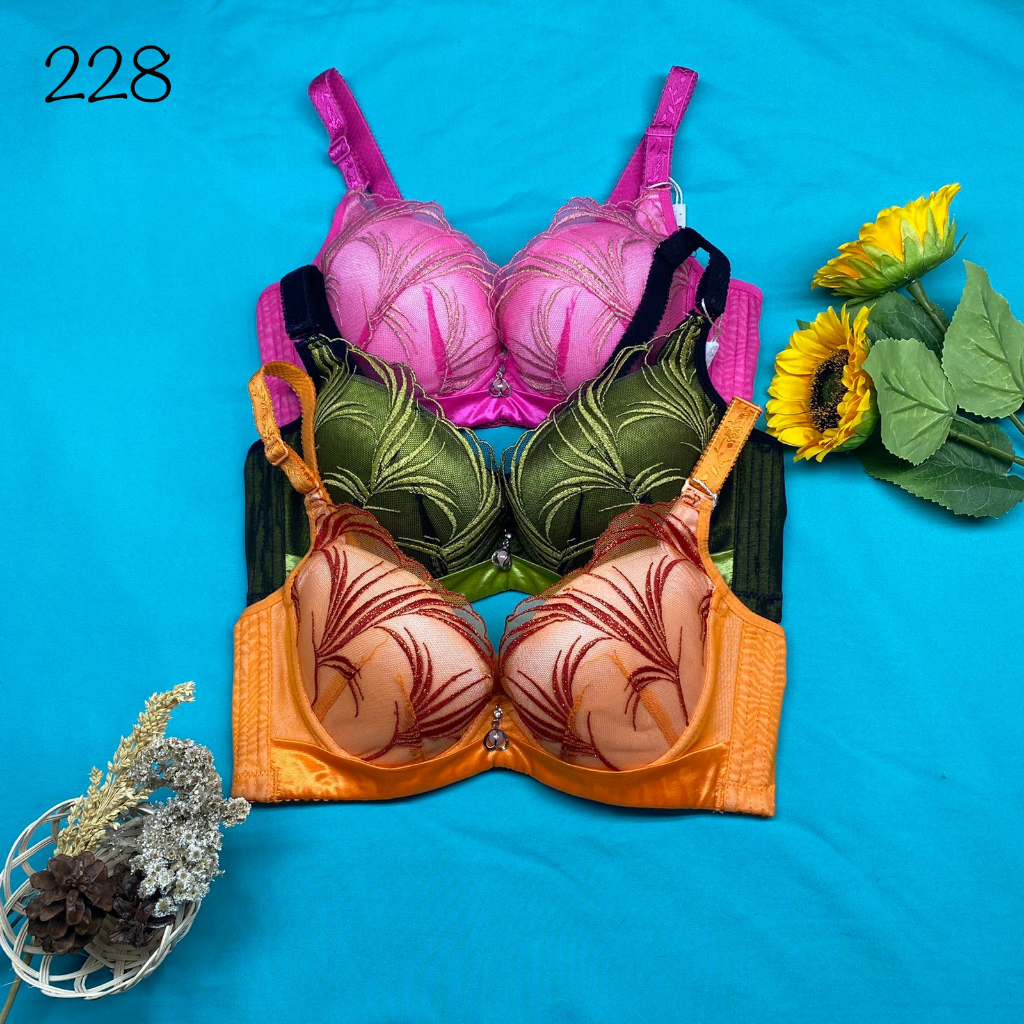 Bra / Bh wanita 8228 import  Busa sedang ada kawat kain  lembut (PROMO BELI 4 FREE MASKER)