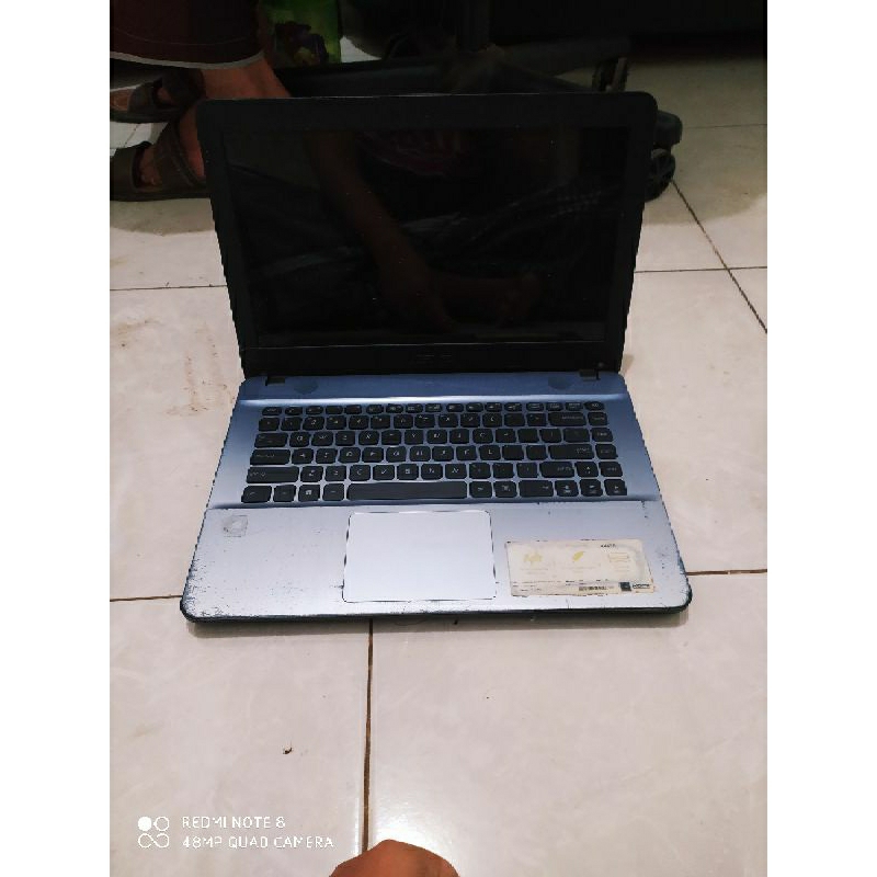 Laptop 3 unit matot bangkai gambling
