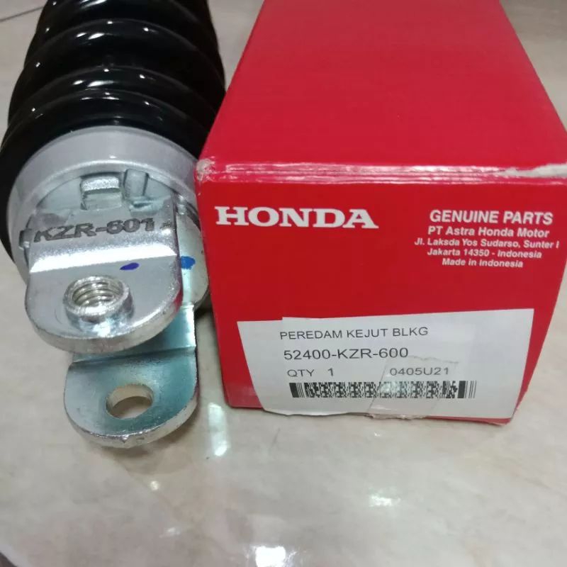 Shock breaker absorber belakang Honda Vario 125 kzr