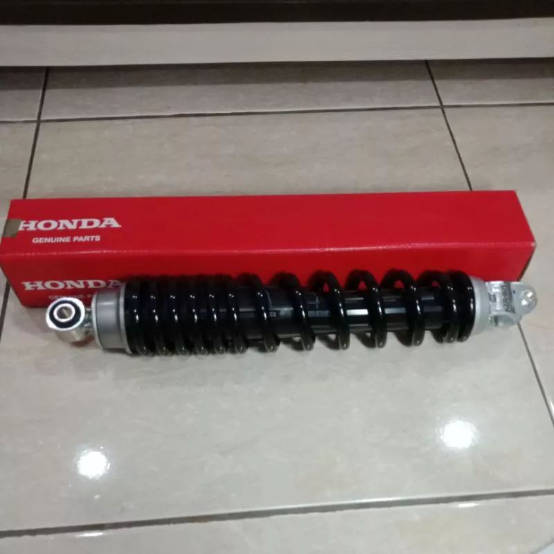 Shock breaker absorber belakang Honda Vario 125 kzr