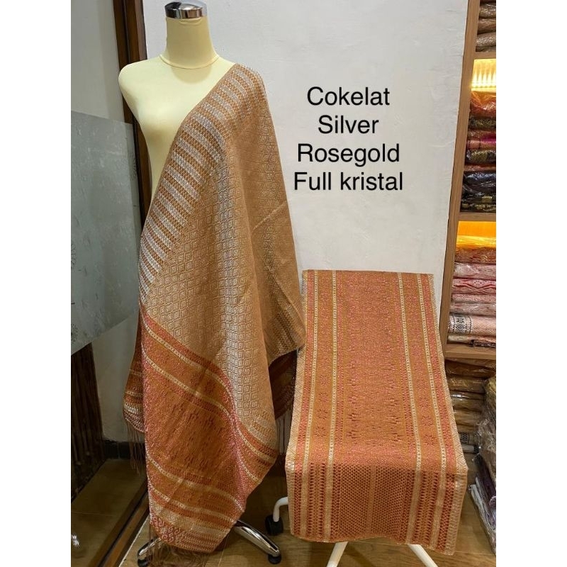 Tumtuman Tarutung Tanpa Sambungan Cokelat Silver Rosegold Full kristal