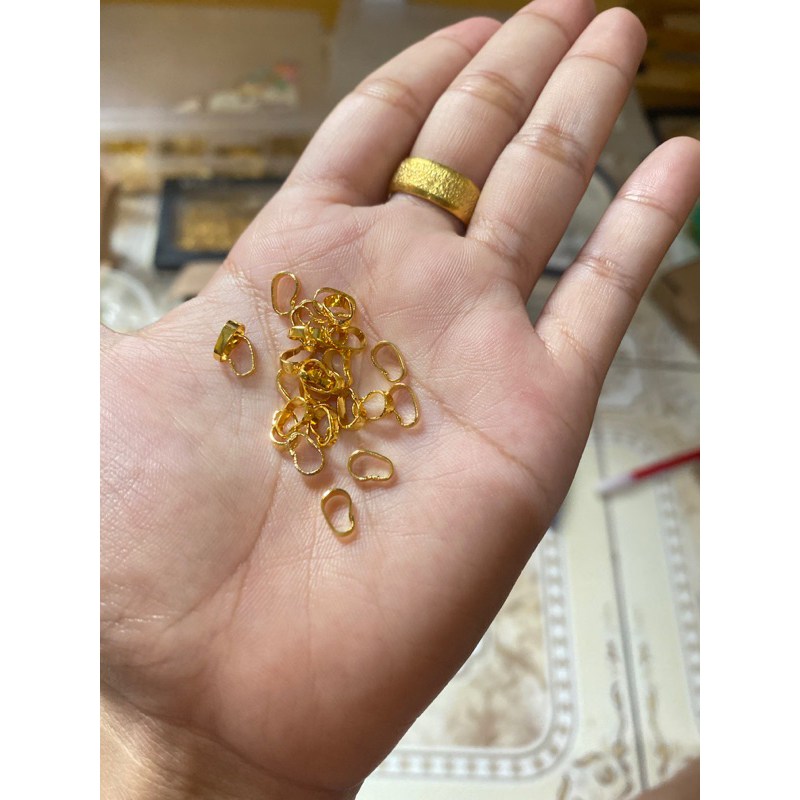 Kokot Liontin Warna 24K Lapis emas