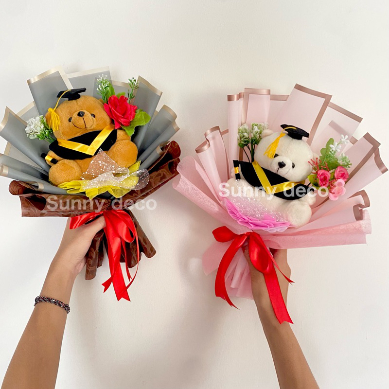 [READY] PREMIUM Bouquet Boneka toga WISUDA | Hadiah Kelulusan | Buket Wisuda toga murah |Buket kelulusan sekolah | buket ultah buket bunga wisuda murah bucket wisuda jakarta graduation bouquet buket wisuda boneka teddy