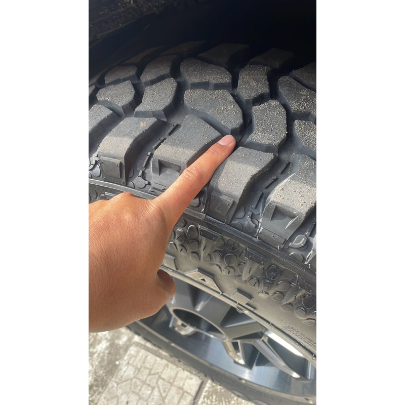 ban fortuner 265 r17