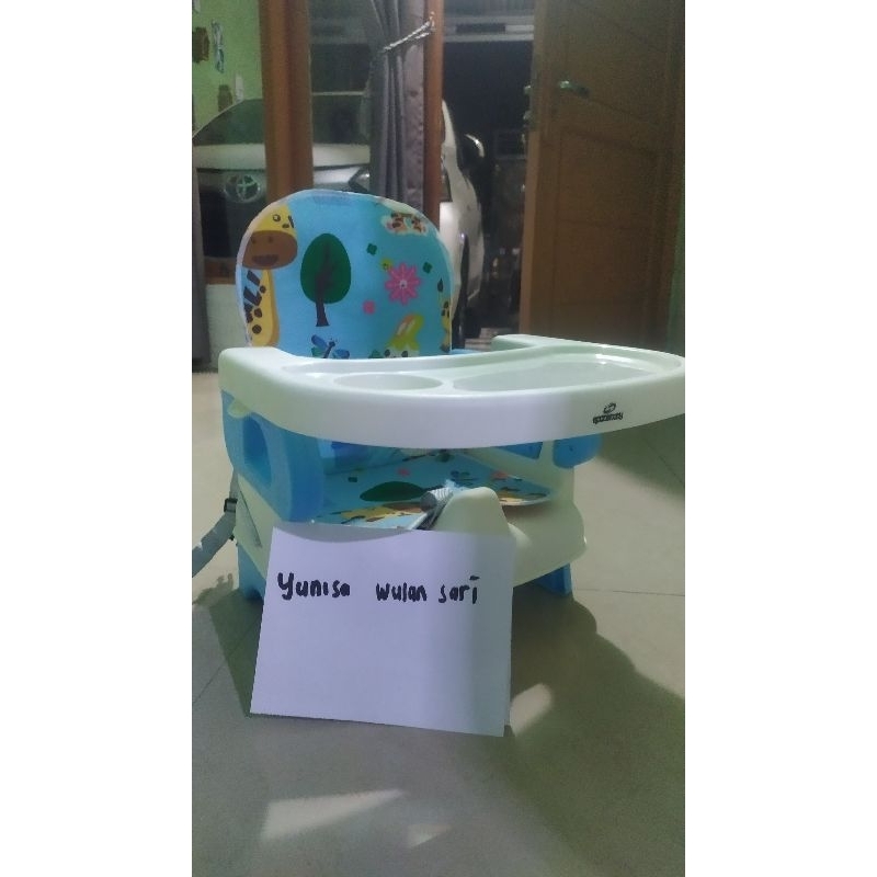 bangku makan bayi