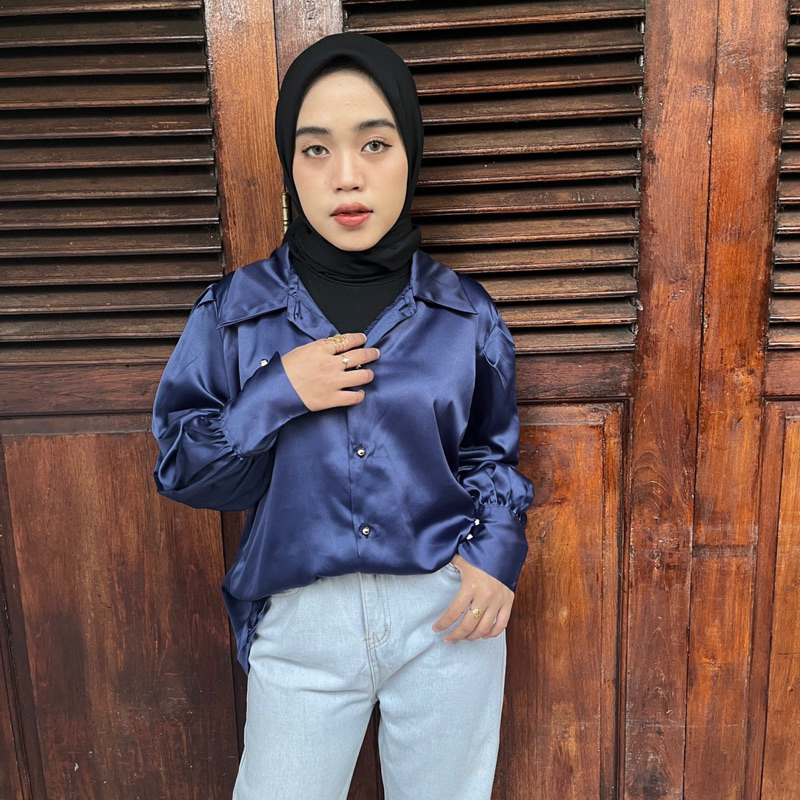 Jifat Basic Kemeja Satin / Kemeja satin