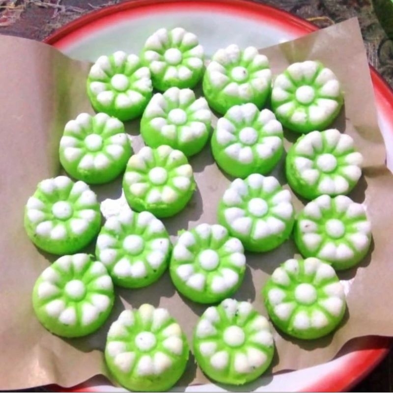 jajan pasar kue putu ayu jajanan pasar putu ayu