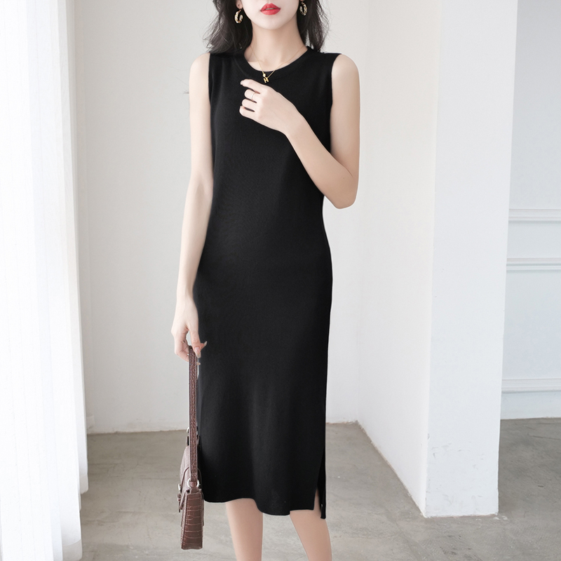 【Elegant】 Sleeveless solid Knitted Long Slim Dress 2100