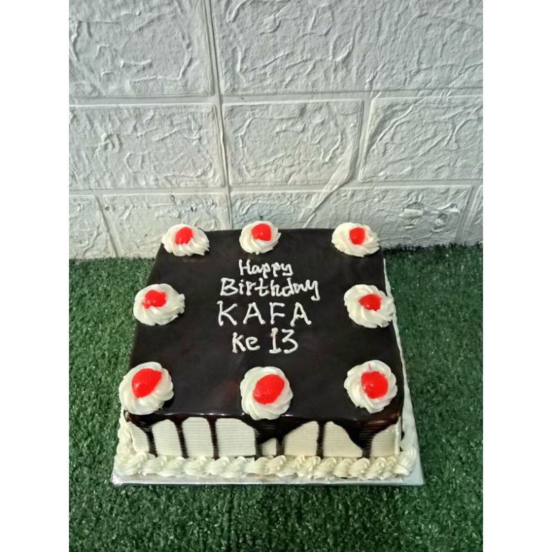 

kue ulang tahun 18cm