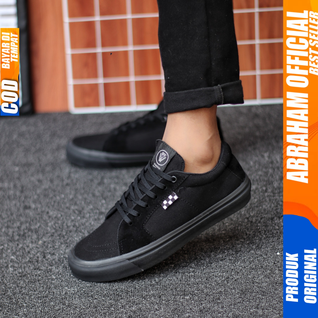 Sepatu Sneakers Pria Hitam Polos Ukuran Besar 38-47 Sekolah Pria Abraham