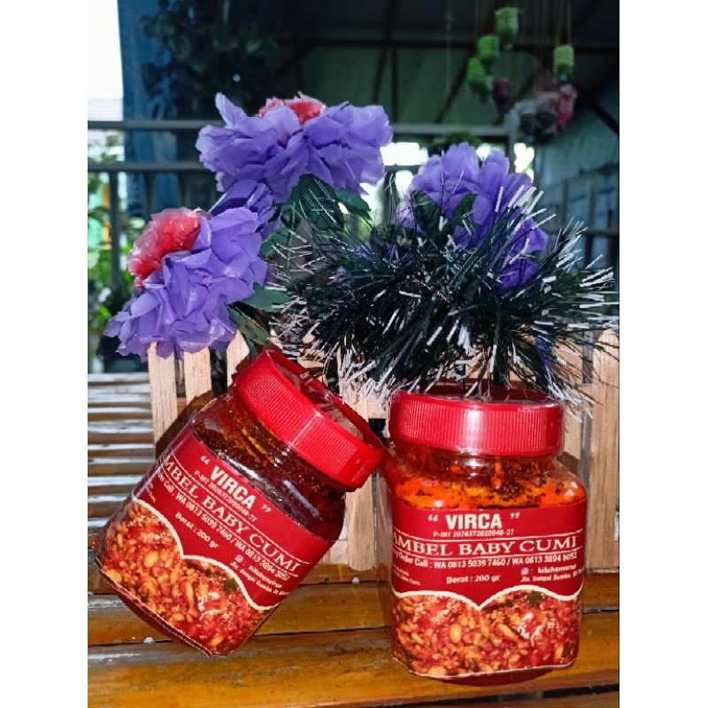 

Sambal baby cumi 200gr / home made by KITCHEN VIRCA