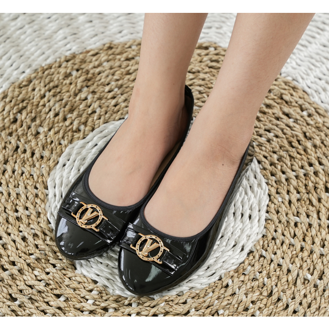 Flatshoes V - Sandal Flatshoes Wanita 5426 (36 - 42)