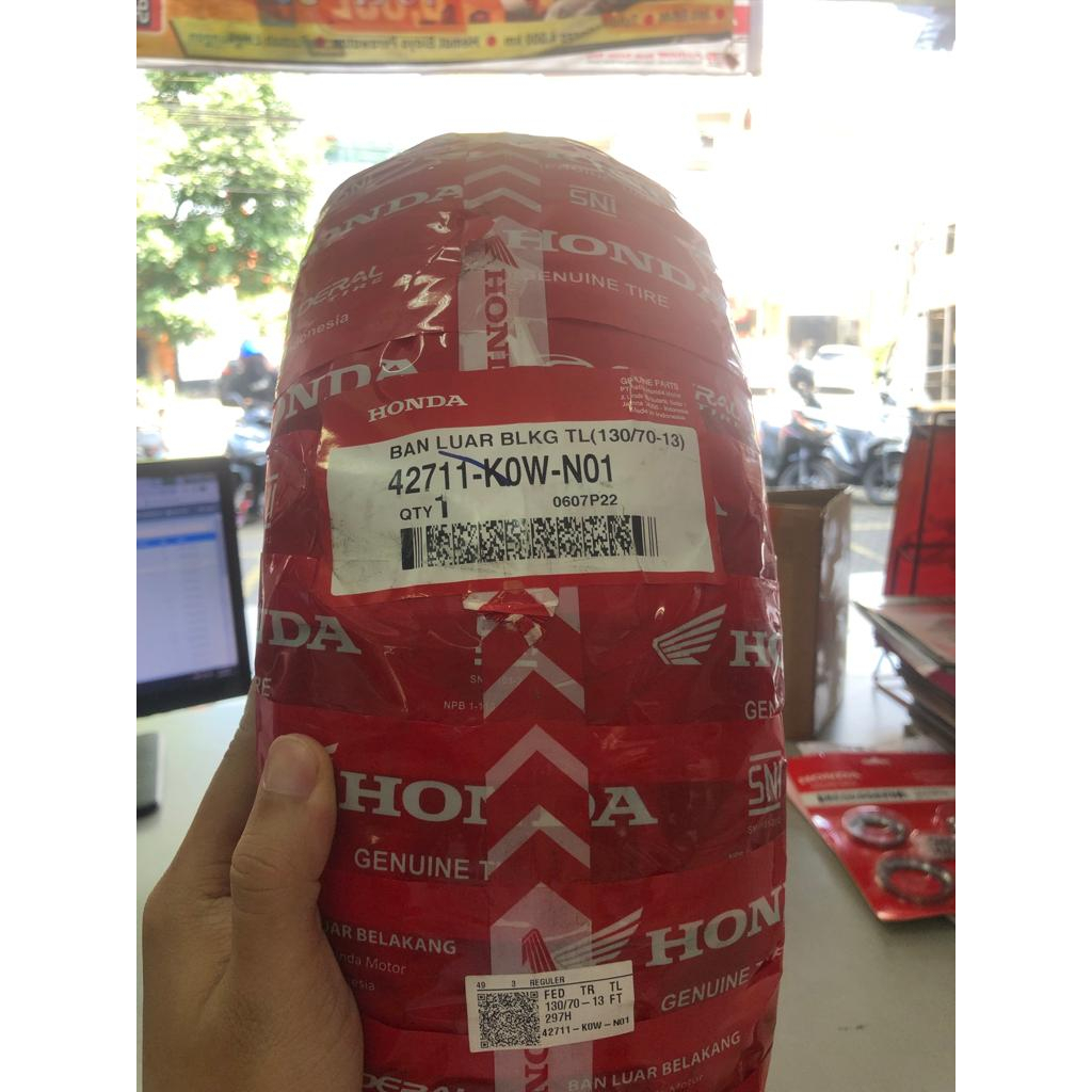 TIRE RR TL(130/70-13) ADV BAN BELAKANG ADV BAN TUBLES BELAKANG ADV 42711K0WN01