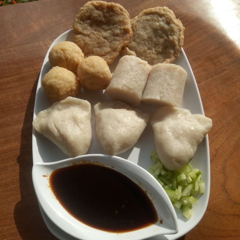 

PEMPEK ASLI IKAN TENGGIRI