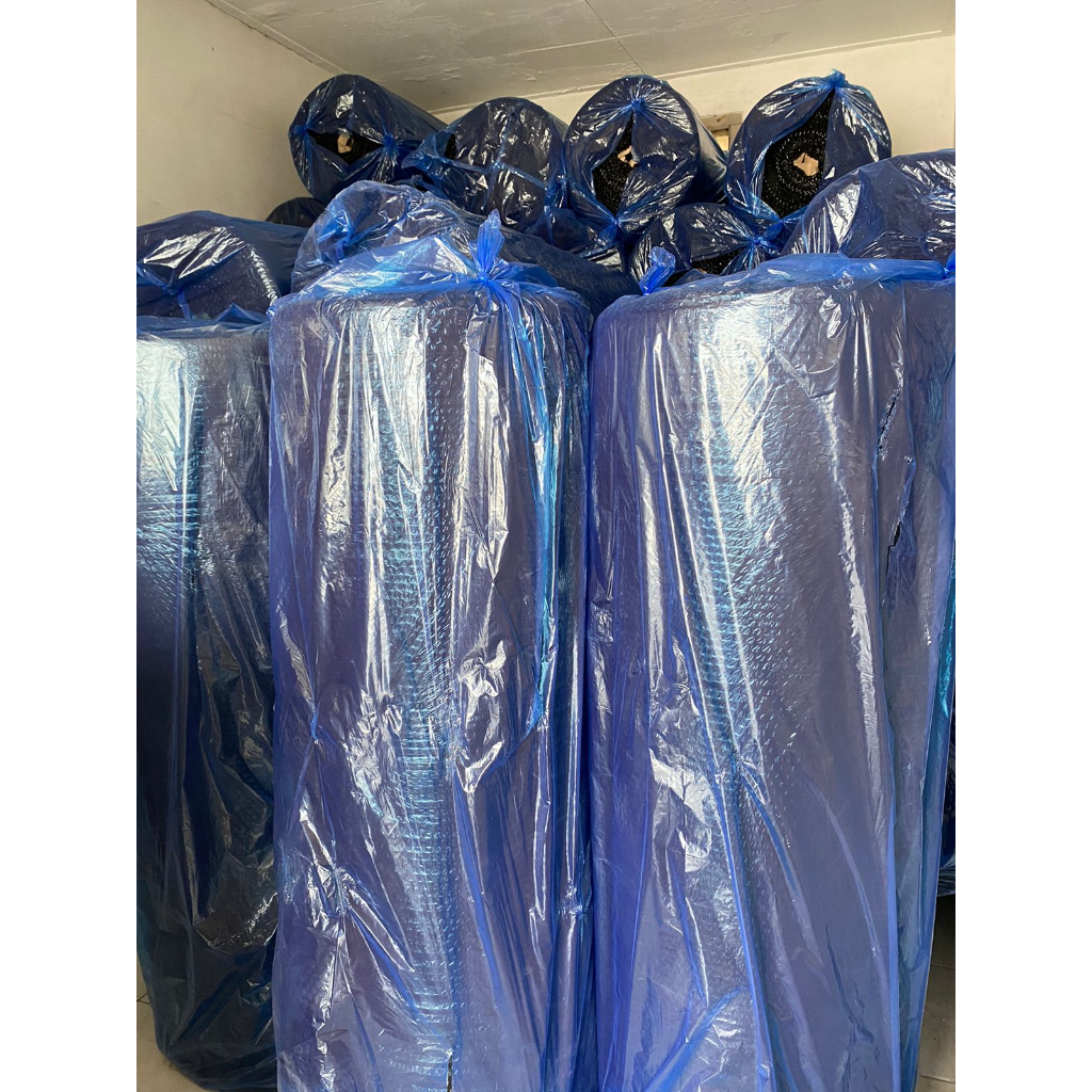 

BUBBLE WRAP BESAR / BUBBLE WRAP HITAM / PERLENGKAPAN PENGAMAN / BUBLE WRAP 125CM X 50 M / ALAT PEMBUNGKUS