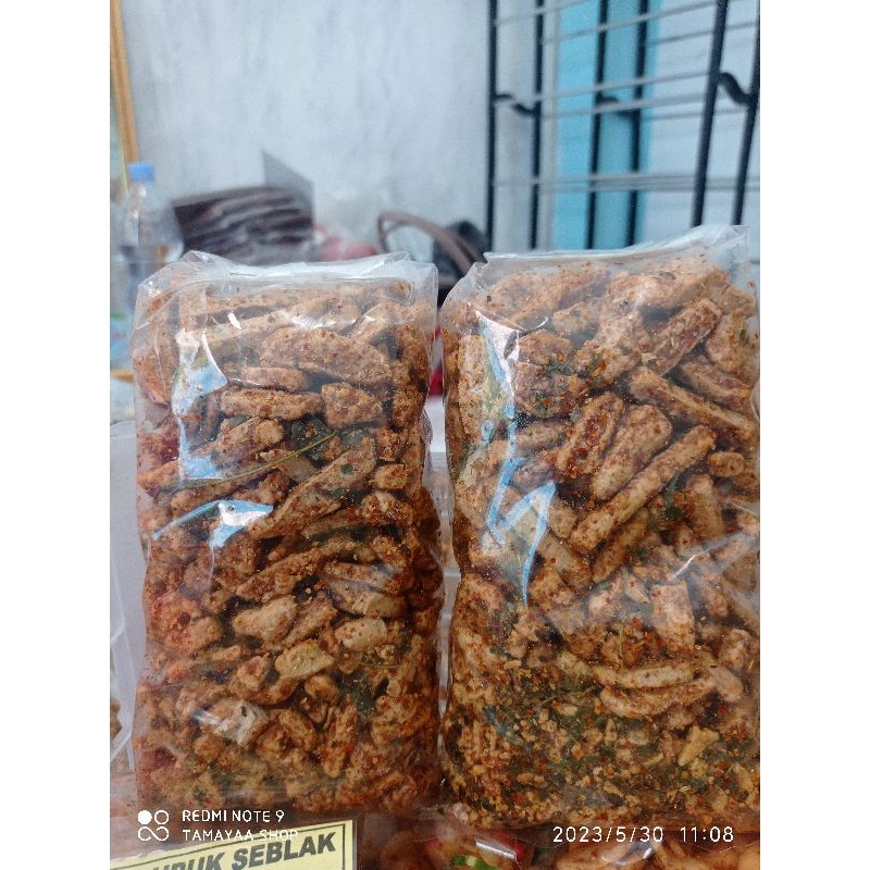 

BASRENG PEDAS DAUN JERUK 250GRAM/Basreng enak murah/ Basreng Viral / Basreng pedas / basreng pedas daun jeruk / basreng 250gram