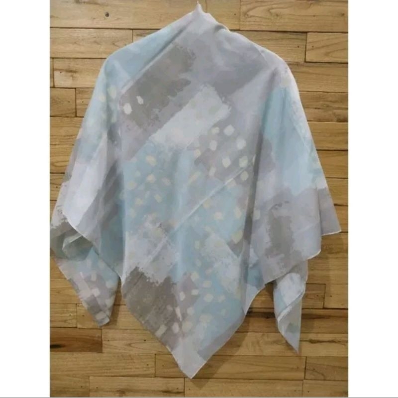 Preloved Kamiidea Scarf