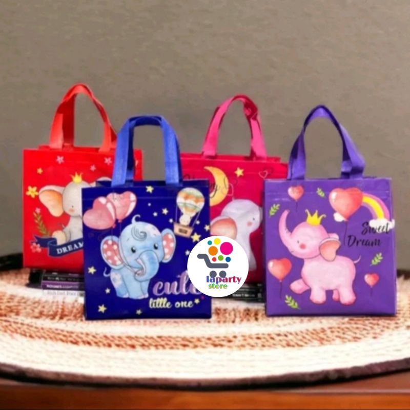 

Tas Souvenir Ulang Tahun Anak / Goodie Bag / Tas Ultah Dumbo - S