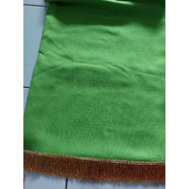 SAMPUR SELENDANG TARI GANDRUNG RENDA SISIR EMAS