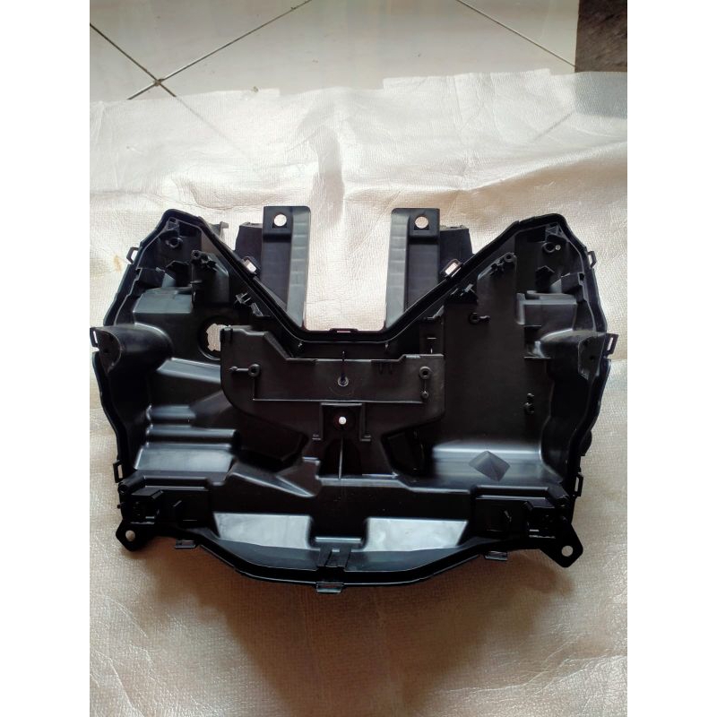 batok reflektor lampu depan Vario 125  new tahun 2022 2023 original