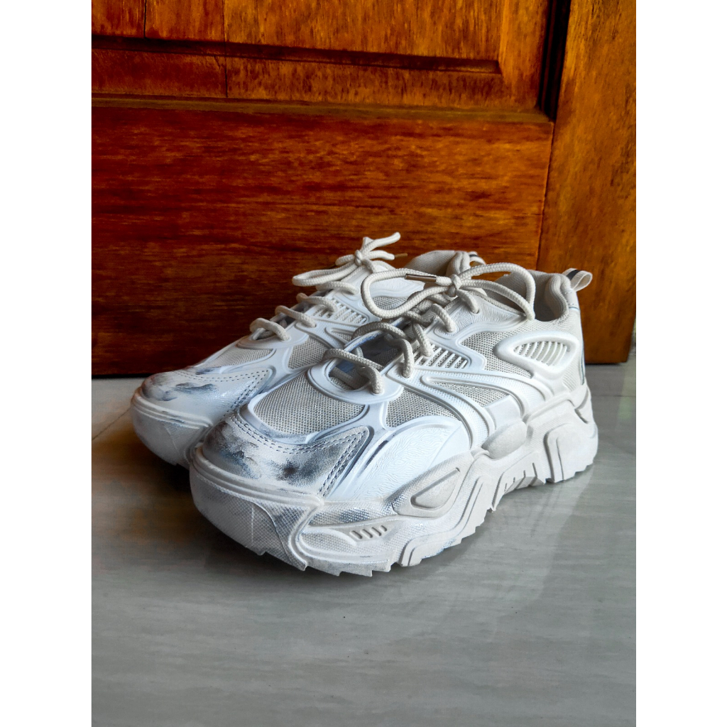 Tambahan sepatu, geta, sandal, petticoat, dll