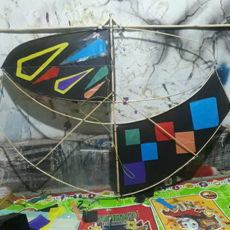 layangan gapangan pegon motif