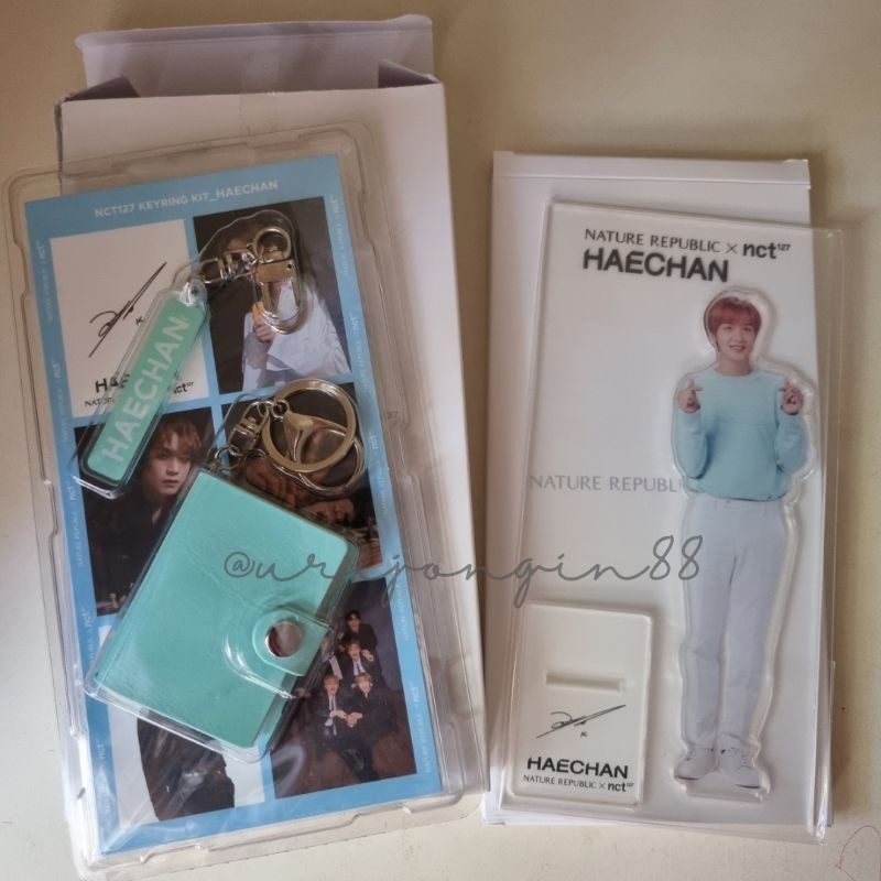 Standee and Keychain set Nature Republic x NCT 127 Haechan ver.