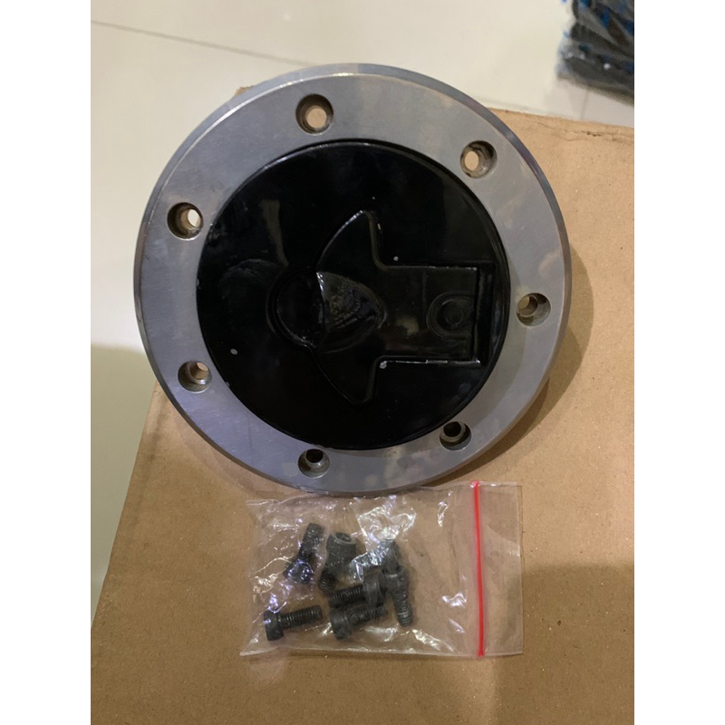 tutup tangki ninja rr