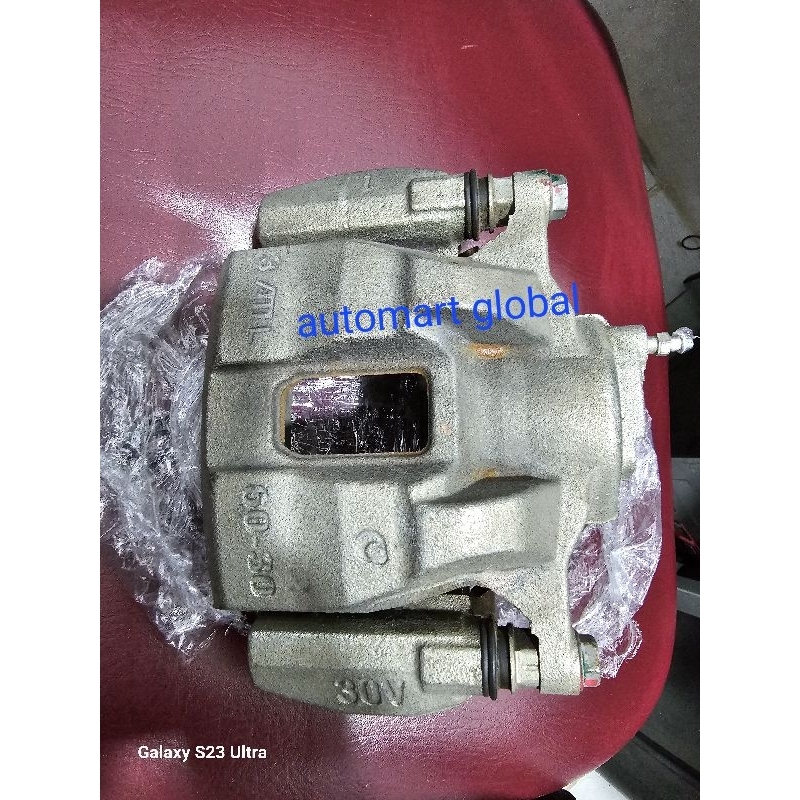 caliper rem innova reborn original copotan baru 1pc