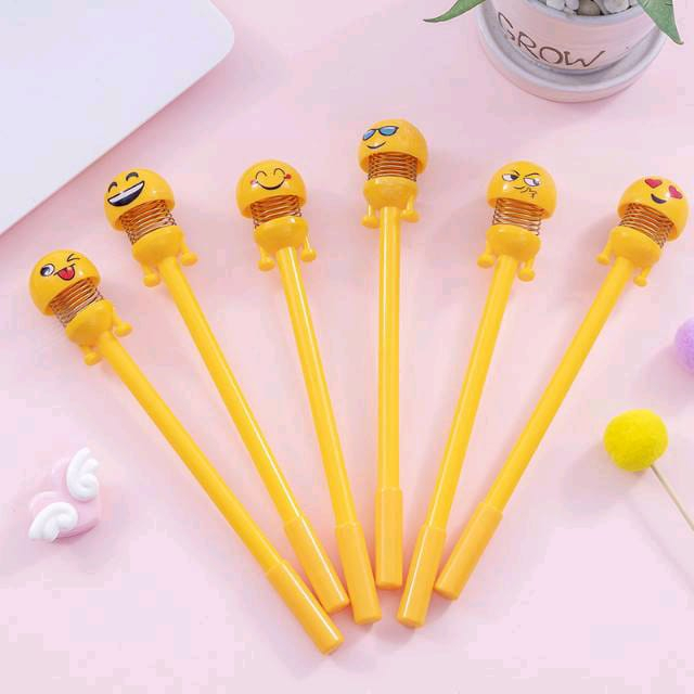 

Pulpen Gel Karakter Emoji Pena Pen Gel Motif Boneka Emoji Per Goyang
