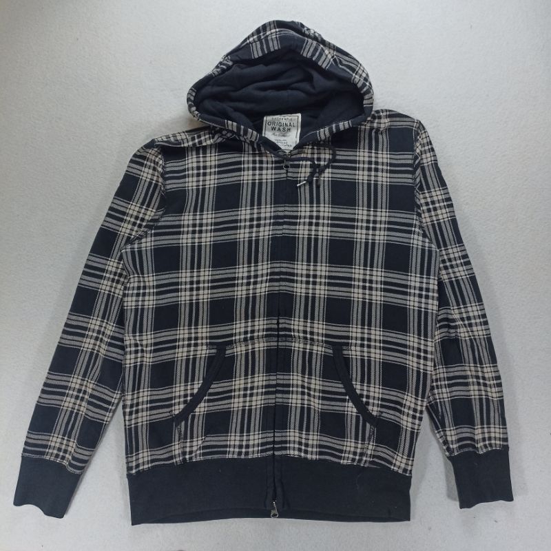 Zip Hoodie Uniqlo Motif Hitam