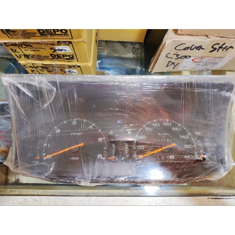 Speedometer Spedometer Kilometer Isuzu Panther Kotak. RPM. Asli Baru