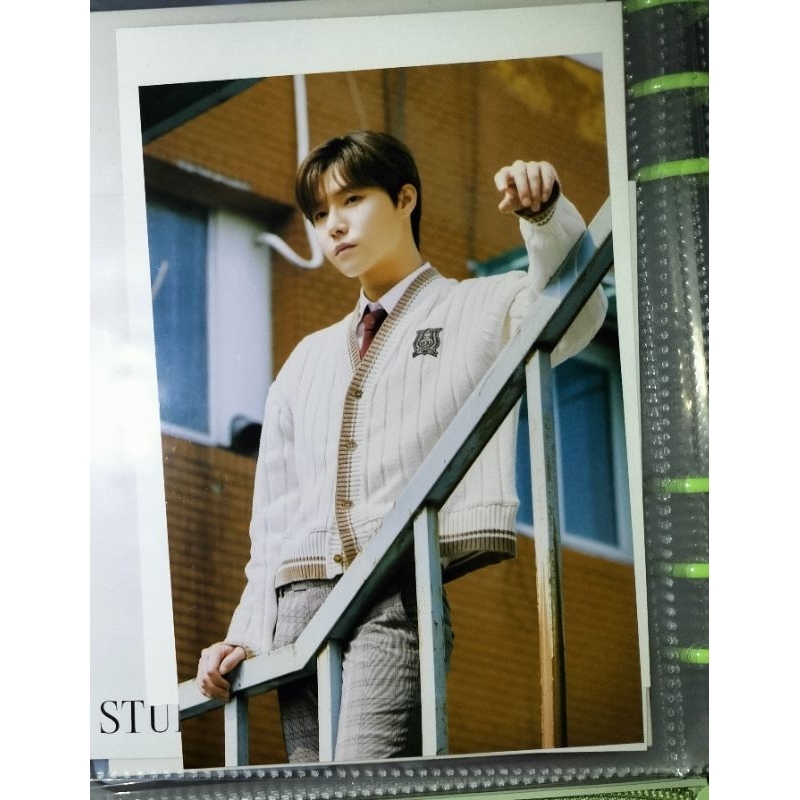 onewe yonghoon timeless postcard (booked)