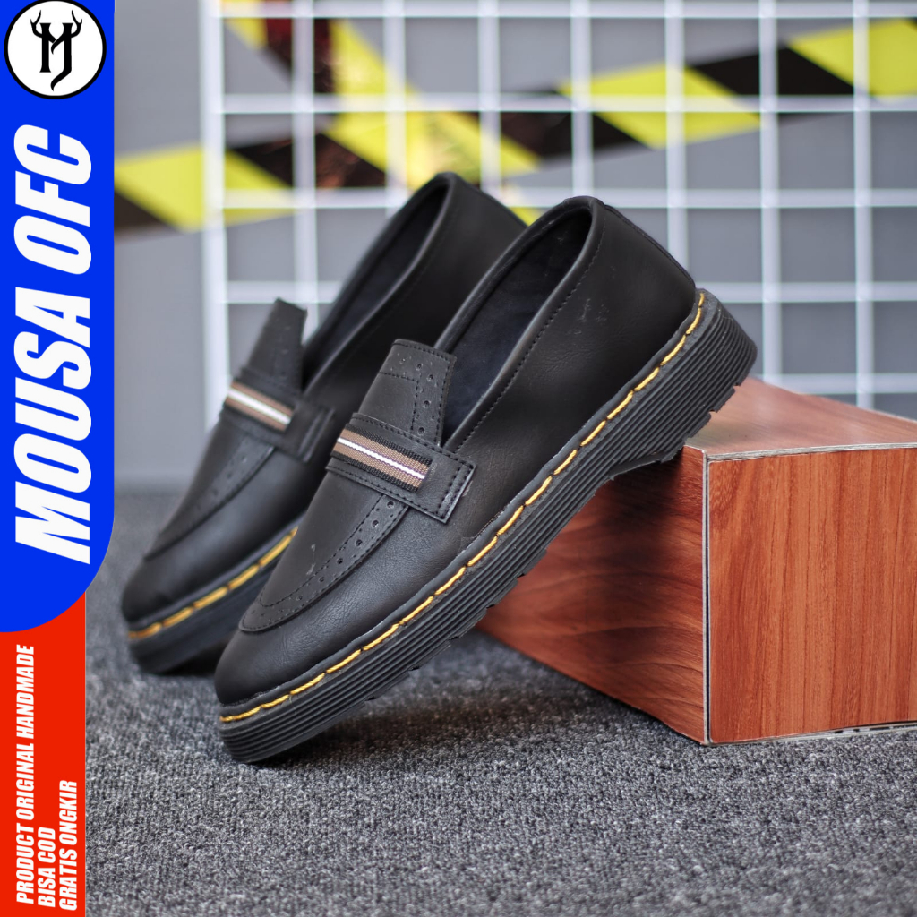 Sepatu Formal Loafers Docmart Pantofel Kerja Pria