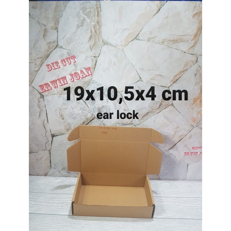 

Kardus Box 19x10,5 x4 cm Karton packing EarLock