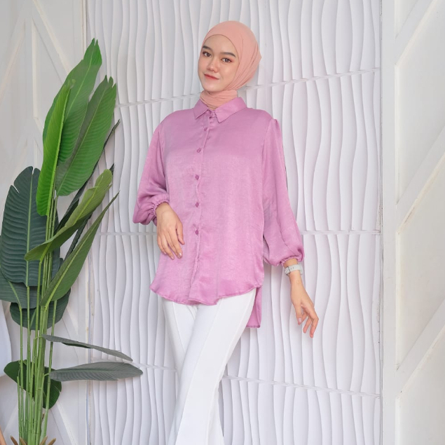 Tsana Shirt Oversized Silk Satin - Miccy Kemeja Basic Polos Santorini Silk Satin - Kemeja Wanita