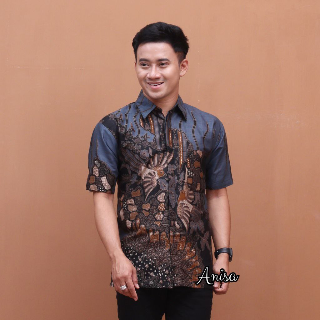 kemeja motif batik pria lengan pendek - kemeja batik pria - baju batik pria - hem batik pria - hem batik kantor motif terbaru 2023