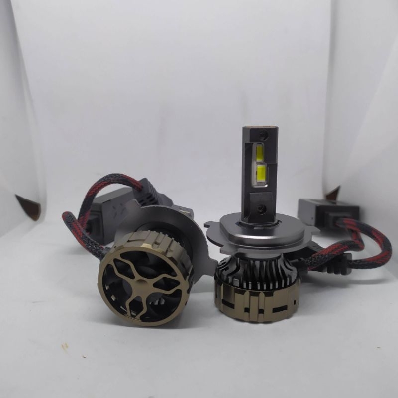 LAMPU UTAMA MOBIL GT20 MASTERPIECE HIGH POWER LED. SUPER SANGAT TERANG SEKALI. GARANSI 12 BULAN. SEMUA SOKET DAN BISA UNTUK SEMUA MOBIL. PNP. DIJAMIN TIDAK AKAN KECEWA