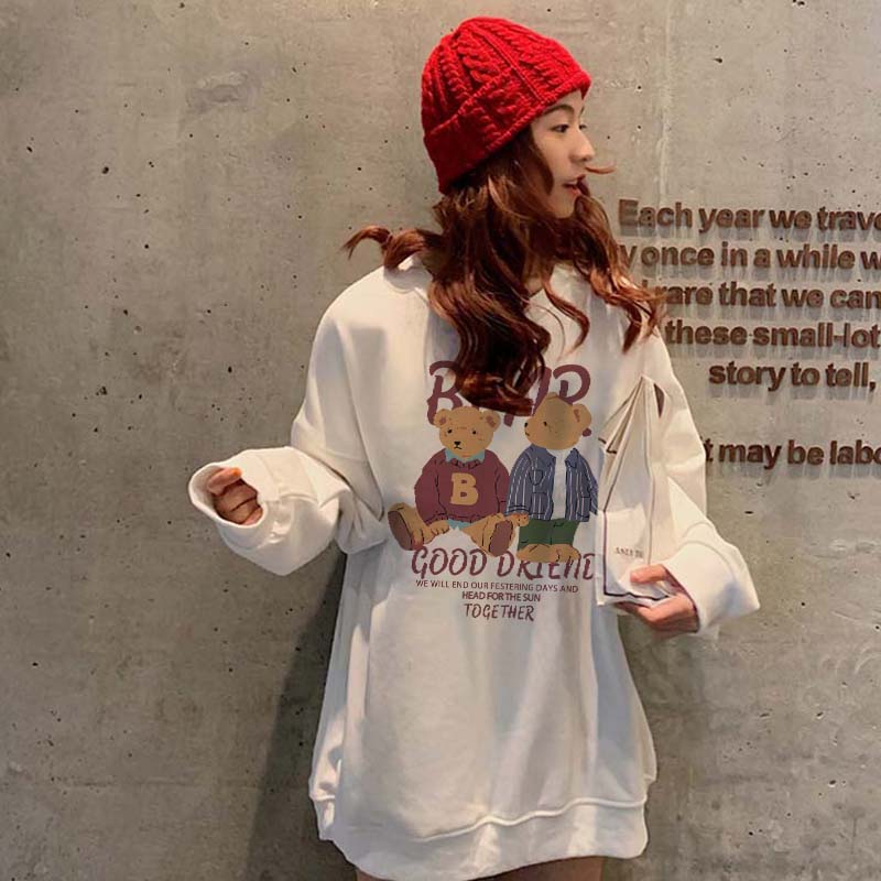 Kaos Stasan Wanita Oversize Couple Sweater American Vintage Cartoon Bear Graphic Priting Top Kekinian Casual Sweater