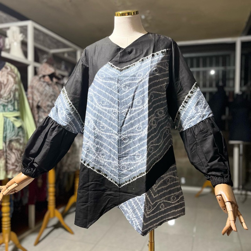 Blouse sasirangan