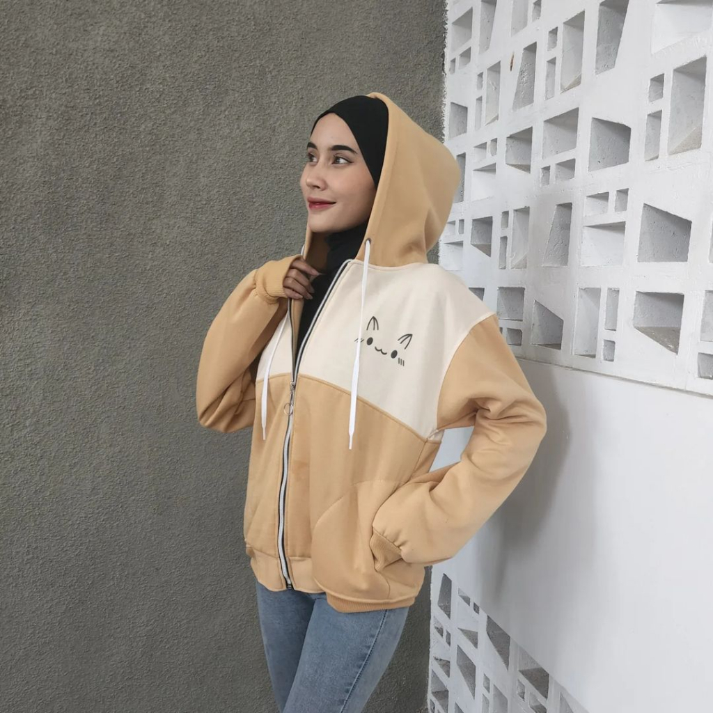 HOODIE ZIPPER WANITA MOCHIO CAT BAHAN FLACEE LD 100 - 120 CM Sweater Hoodie Zipper Polos // Hoodie Sweater Wanita Orginal // Baju hangat wanita kekinian ( BAYAR DI TEMPAT)