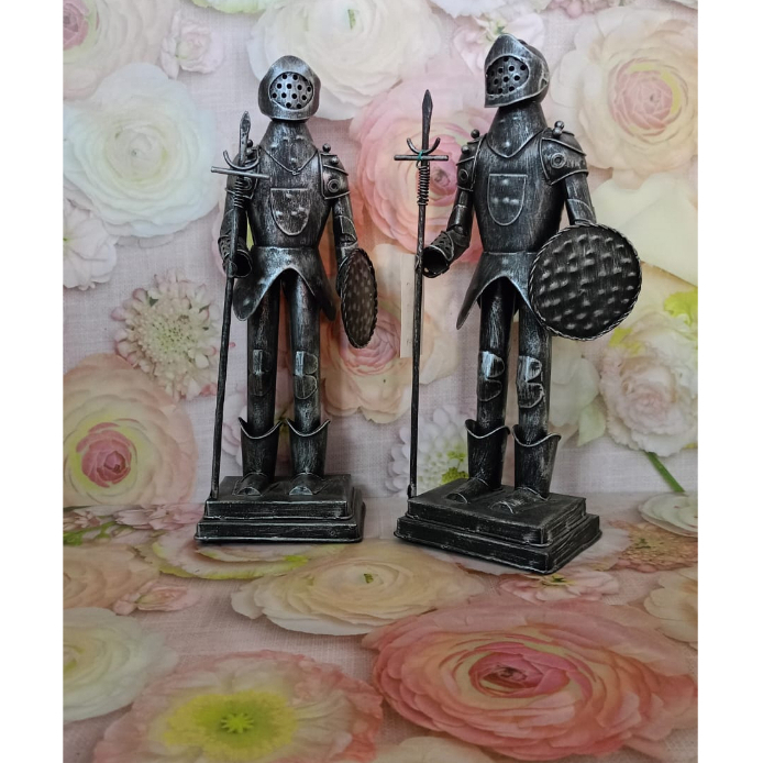 Pajangan Patung Tentara Romawi